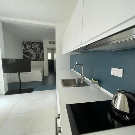 Paquja Apartmanhotel