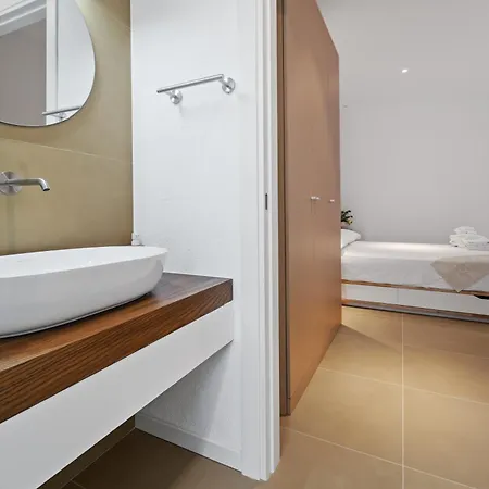 Paquja Apartmanhotel 4*