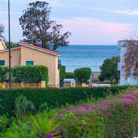 Paquja Apartmanhotel