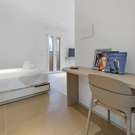 Paquja Aparthotel 4*