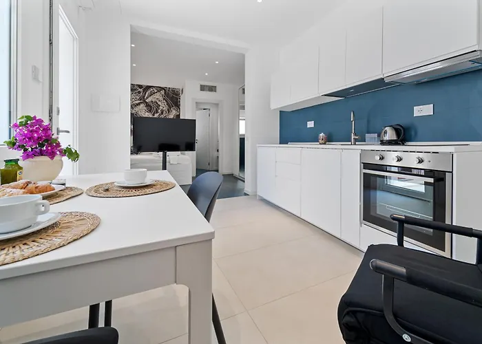 アパートホテル Paquja クアルトゥ・サンテーレナ