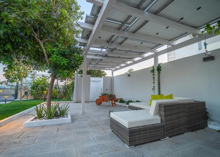 Paquja アパートホテル